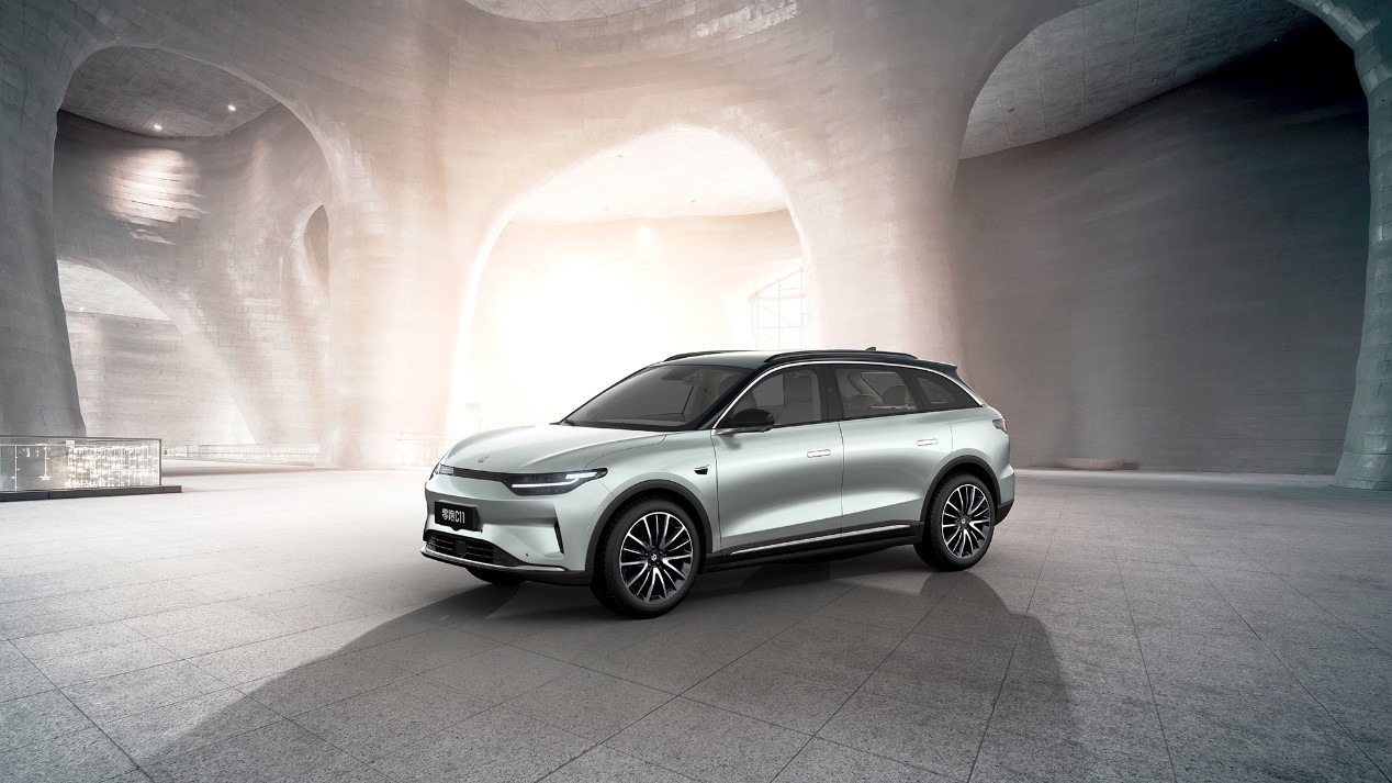 Leapmotor, Aralık ayında 7,807 araç teslim ederek yıl boyunca 43,121 araç teslimatı gerçekleştirmiş ve rekor bir seviyeye ulaşmıştır. 2 f183941c5a13498e8b236abe38732168